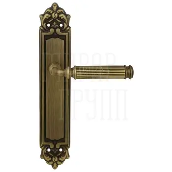 Дверная ручка Extreza 'BENITO' (Бенито) 307 на планке PL02 матовая бронза (cyl)