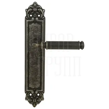 Дверная ручка Extreza 'BENITO' (Бенито) 307 на планке PL02 античное серебро (key)