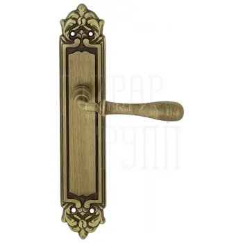 Дверная ручка Extreza 'CARRERA' (Каррера) 321 на планке PL02 матовая бронза (key)